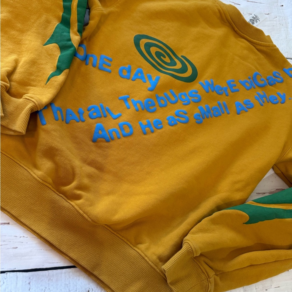 Vintage Mickey Mouse Sweatshirt - Disney Mickey's Garden "Mickey in His Garden" - Picture 3 of 3